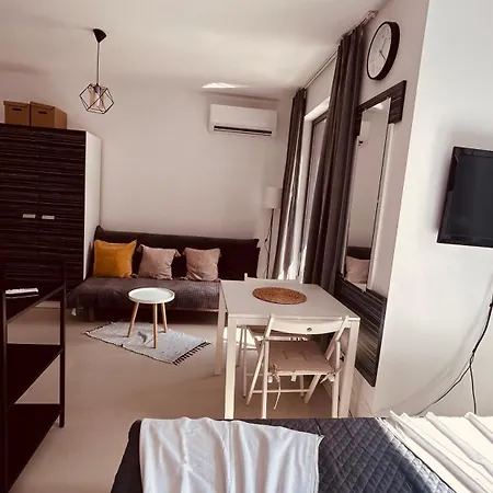 Rainbow 3-213 Large Delux Apartman Napospart